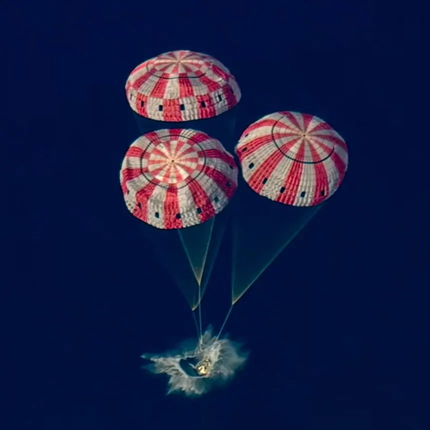 Artemis II Flight Day 10 Highlights - splashdown.jpg