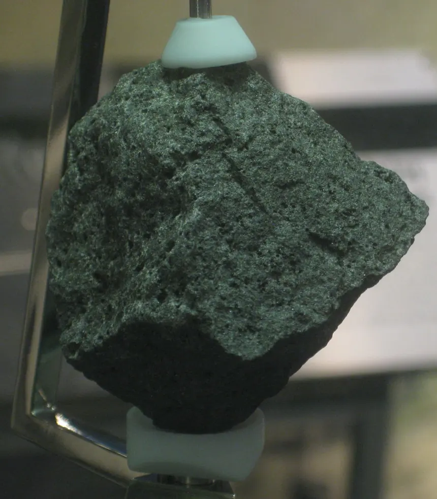 Lunar sample 10017 Armstrong Museum.jpg